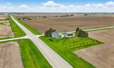 4 Bedrooms Bedrooms, ,2 BathroomsBathrooms,Residential,1694 Hemlock Ave, Wellman, Iowa 52356,202502895