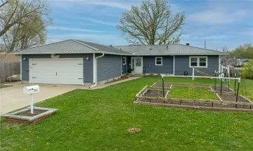 5 Bedrooms Bedrooms, ,2 BathroomsBathrooms,Residential,921 36th, Cedar Rapids, Iowa 52402,2503156