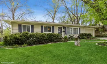 3 Bedrooms Bedrooms, ,2 BathroomsBathrooms,Residential,2709 Court St, Iowa City, Iowa 52245,202502940