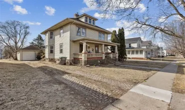 4 Bedrooms Bedrooms, 8 Rooms Rooms,1 BathroomBathrooms,Residential,518 4th, West Liberty, Iowa 52776,2503190