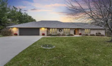 4 Bedrooms Bedrooms, ,3 BathroomsBathrooms,Residential,3350 Kenruth Cir NE, Iowa City, Iowa 52240,202502836