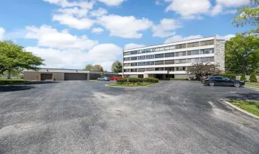 2 Bedrooms Bedrooms, ,2 BathroomsBathrooms,Residential,820 Club House, 3F, North Liberty, Iowa 52317,202502994
