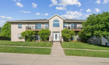 2 Bedrooms Bedrooms, ,1 BathroomBathrooms,Residential,1200 23rd Ave, 1, Coralville, Iowa 52241,202503029