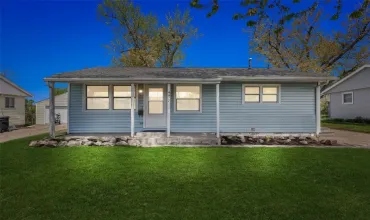 3 Bedrooms Bedrooms, ,1 BathroomBathrooms,Residential,4417 Loraine, Cedar Rapids, Iowa 52402,2503311