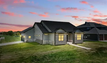 5 Bedrooms Bedrooms, ,3 BathroomsBathrooms,Residential,1 Ember Lane, West Branch, Iowa 52358,202503113