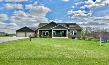 3 Bedrooms Bedrooms, ,2 BathroomsBathrooms,Residential,1436 Willow Brook Lane, Riverside, Iowa 52327,202502506
