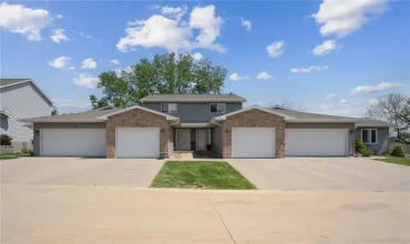 2 Bedrooms Bedrooms, 5 Rooms Rooms,2 BathroomsBathrooms,Residential,2565 Pheasant Ridge, Marion, Iowa 52302,2503378