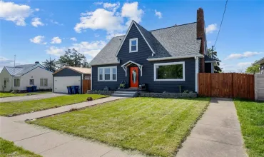 3 Bedrooms Bedrooms, ,1 BathroomBathrooms,Residential,507 2nd, Newhall, Iowa 52315,2503440