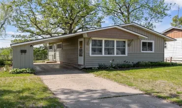 3 Bedrooms Bedrooms, ,1 BathroomBathrooms,Residential,445 Grand, Marion, Iowa 52302,2503403