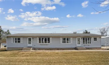 4 Bedrooms Bedrooms, 7 Rooms Rooms,3 BathroomsBathrooms,Residential,2025 18th Street SW, Cedar Rapids, Iowa 52404,2503460