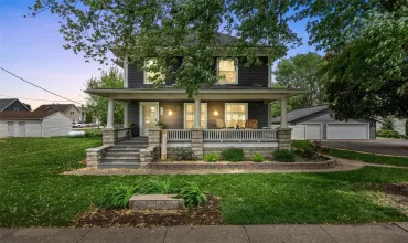 4 Bedrooms Bedrooms, ,2 BathroomsBathrooms,Residential,243 Main, Alburnett, Iowa 52202,2503548