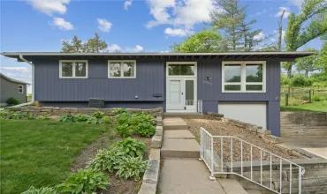 3 Bedrooms Bedrooms, 6 Rooms Rooms,1 BathroomBathrooms,Residential,2333 Aspen, Cedar Rapids, Iowa 52402,2503576