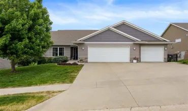 5 Bedrooms Bedrooms, ,3 BathroomsBathrooms,Residential,846 Camp Cardinal Rd, Iowa City, Iowa 52246,202502687