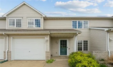 2 Bedrooms Bedrooms, 4 Rooms Rooms,1 BathroomBathrooms,Residential,3035 English Glen, D7, Marion, Iowa 52302,2503592