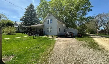 2 Bedrooms Bedrooms, 5 Rooms Rooms,2 BathroomsBathrooms,Residential,502 Maple, Monticello, Iowa 52310,2503631