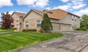 2 Bedrooms Bedrooms, ,2 BathroomsBathrooms,Residential,3110 Towne House, C, Cedar Rapids, Iowa 52402,2503678