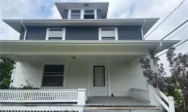 3 Bedrooms Bedrooms, 6 Rooms Rooms,1 BathroomBathrooms,Residential,349 17th, Cedar Rapids, Iowa 52403,2503684