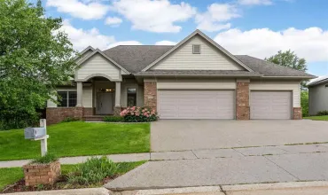 4 Bedrooms Bedrooms, ,3 BathroomsBathrooms,Residential,959 Tamarack Trl, Iowa City, Iowa 52245,202503357