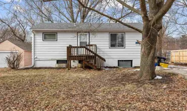 Residential,718 7th Ave., Coralville, Iowa 52241,202502204