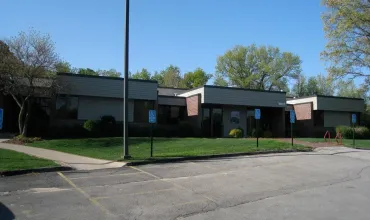 Commercial Sale,4211 Glass Road, A2, Cedar Rapids, Iowa 52402,2503768