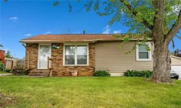 3 Bedrooms Bedrooms, ,1 BathroomBathrooms,Residential,3022 Huxley, Cedar Rapids, Iowa 52404,2503781