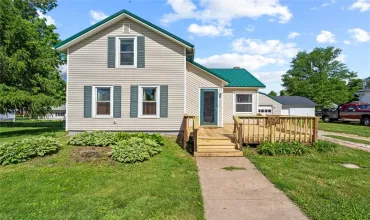 3 Bedrooms Bedrooms, ,1 BathroomBathrooms,Residential,405 6th, Clarence, Iowa 52216,2503671
