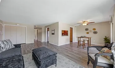 2 Bedrooms Bedrooms, 4 Rooms Rooms,2 BathroomsBathrooms,Residential,5712 Golden, 60, Cedar Rapids, Iowa 52402,2503806