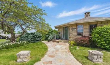2 Bedrooms Bedrooms, ,3 BathroomsBathrooms,Residential,1004 Welsh Street, Williamsburg, Iowa 52361,202503447