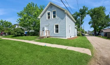 3 Bedrooms Bedrooms, 5 Rooms Rooms,1 BathroomBathrooms,Residential,280 14th, Cedar Rapids, Iowa 52404,2503823