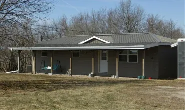 3 Bedrooms Bedrooms, ,1 BathroomBathrooms,Residential,6317 30th Ave, Shellsburg, Iowa 52332,2503476