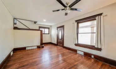 3 Bedrooms Bedrooms, 6 Rooms Rooms,1 BathroomBathrooms,Residential,1625 6th Ave, Cedar Rapids, Iowa 52403,2503990