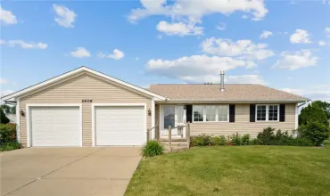 2 Bedrooms Bedrooms, 4 Rooms Rooms,1 BathroomBathrooms,Residential,2506 Novak, Cedar Rapids, Iowa 52404,2503844