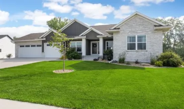 3 Bedrooms Bedrooms, ,3 BathroomsBathrooms,Residential,6318 Rapids Ridge, Cedar Rapids, Iowa 52411,2503824