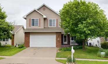 4 Bedrooms Bedrooms, ,3 BathroomsBathrooms,Residential,14 Charles Dr, Iowa City, Iowa 52245,202503706