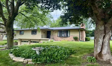 3 Bedrooms Bedrooms, ,2 BathroomsBathrooms,Residential,806 13th St, Wellman, Iowa 52356,202503737