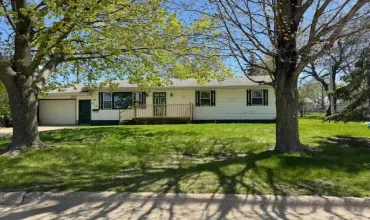 3 Bedrooms Bedrooms, ,1 BathroomBathrooms,Residential,515 Hartwell, New Hampton, Iowa 50659,2504261