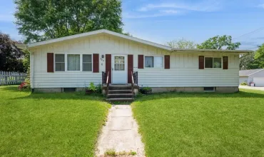 3 Bedrooms Bedrooms, ,2 BathroomsBathrooms,Residential,304 3rd, Coggon, Iowa 52218,2504354