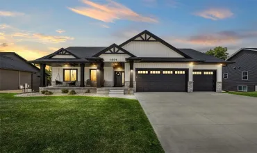 5 Bedrooms Bedrooms, ,3 BathroomsBathrooms,Residential,1601 Green Oak Pass, Tiffin, Iowa 52340,2504371