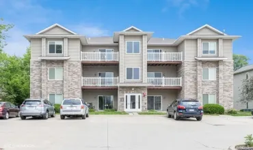 2 Bedrooms Bedrooms, ,2 BathroomsBathrooms,Residential,280 Sadler Ln, 102, North Liberty, Iowa 52317,202503983