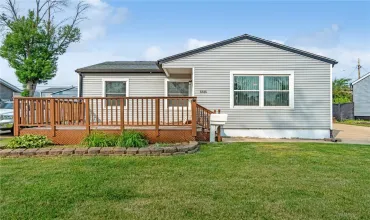 4 Bedrooms Bedrooms, ,2 BathroomsBathrooms,Residential,5515 Cedar Dr NW, Cedar Rapids, Iowa 52405,2504458