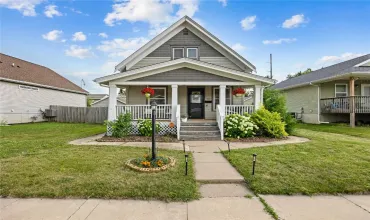 5 Bedrooms Bedrooms, ,2 BathroomsBathrooms,Residential,1307 8th, Cedar Rapids, Iowa 52405,2504489