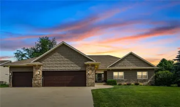 4 Bedrooms Bedrooms, ,3 BathroomsBathrooms,Residential,447 Wanatee Creek Circle, Marion, Iowa 52302,2504497