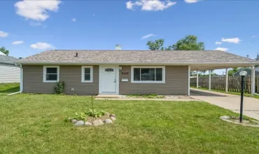 3 Bedrooms Bedrooms, 7 Rooms Rooms,1 BathroomBathrooms,Residential,2410 8th, Cedar Rapids, Iowa 52404,2504526