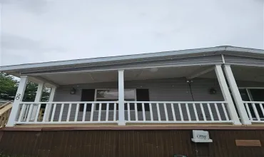 3 Bedrooms Bedrooms, ,2 BathroomsBathrooms,Residential,20 Erobi Lane, Iowa City, Iowa 52240,202504065