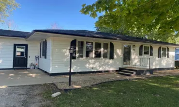 2 Bedrooms Bedrooms, ,1 BathroomBathrooms,Residential,21 Mill, Walker, Iowa 52352,2504640