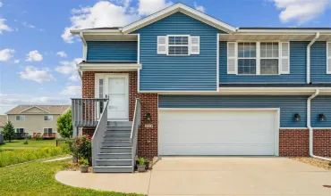3 Bedrooms Bedrooms, ,2 BathroomsBathrooms,Residential,215 Park Ridge Rd, North Liberty, Iowa 52317,202504222