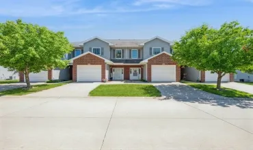 2 Bedrooms Bedrooms, ,2 BathroomsBathrooms,Residential,237 copeland, North Liberty, Iowa 52317-9188,202504263