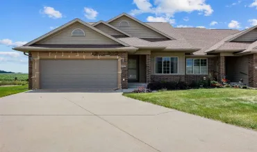 3 Bedrooms Bedrooms, ,3 BathroomsBathrooms,Residential,295 Tartan Drive, North Liberty, Iowa 52317,202504292