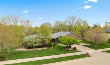 5 Bedrooms Bedrooms, 0 ,3 BathroomsBathrooms,Residential,2181 Brown Deer Rd, Coralville, Iowa 52241,202504342