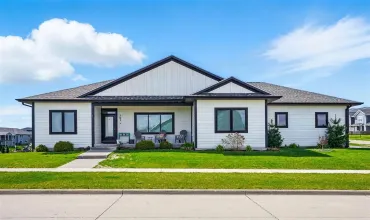 3 Bedrooms Bedrooms, ,2 BathroomsBathrooms,Residential,791 Silver Charm Ln, Iowa City, Iowa 52245,202504350